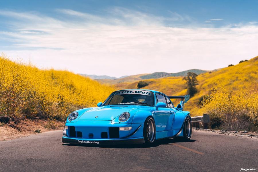  Porsche 911 Blue by RWB 2019 года  (фото 6 из 23)